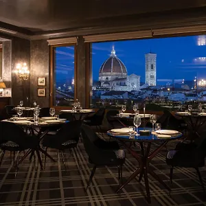 Grand Baglioni Hotell